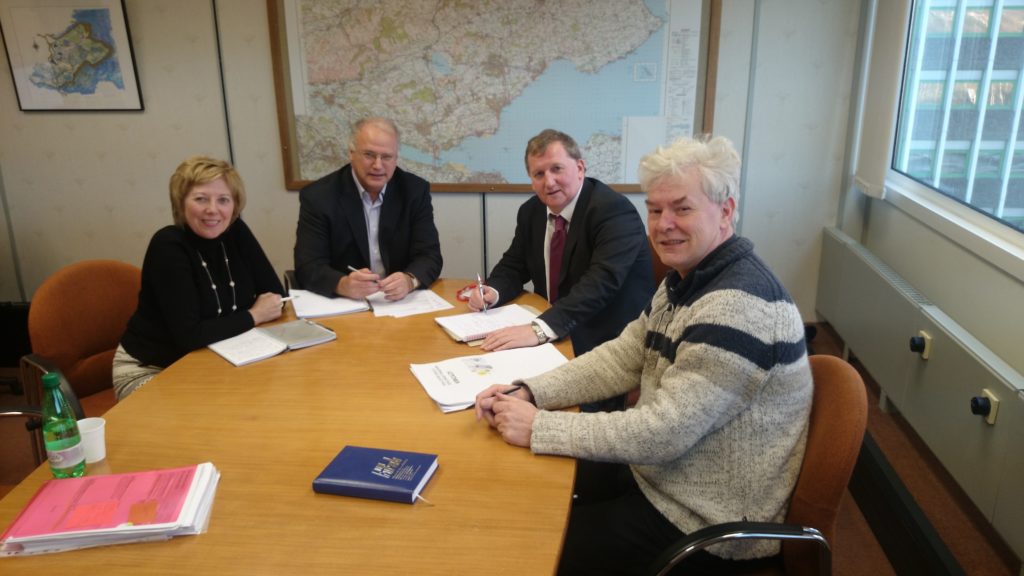 Alex Rowley meets Fife Council leader David Ross, Depute, Lesley Laird and Executive member for Education Bryan Poole to discuss budgets.